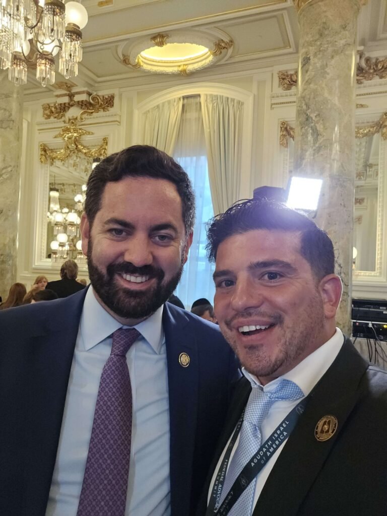 WhatsApp Image 2026-01-15 at 21.23.14